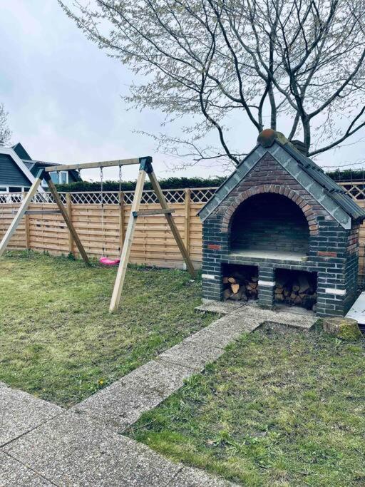 Leuke Bungalow In Noord-Holland Opmeer Buitenkant foto